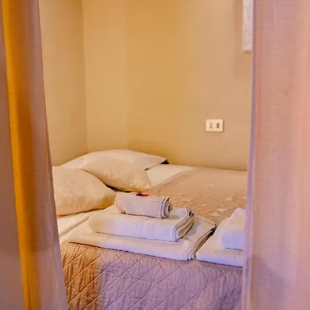 Borgo Allegri アパート